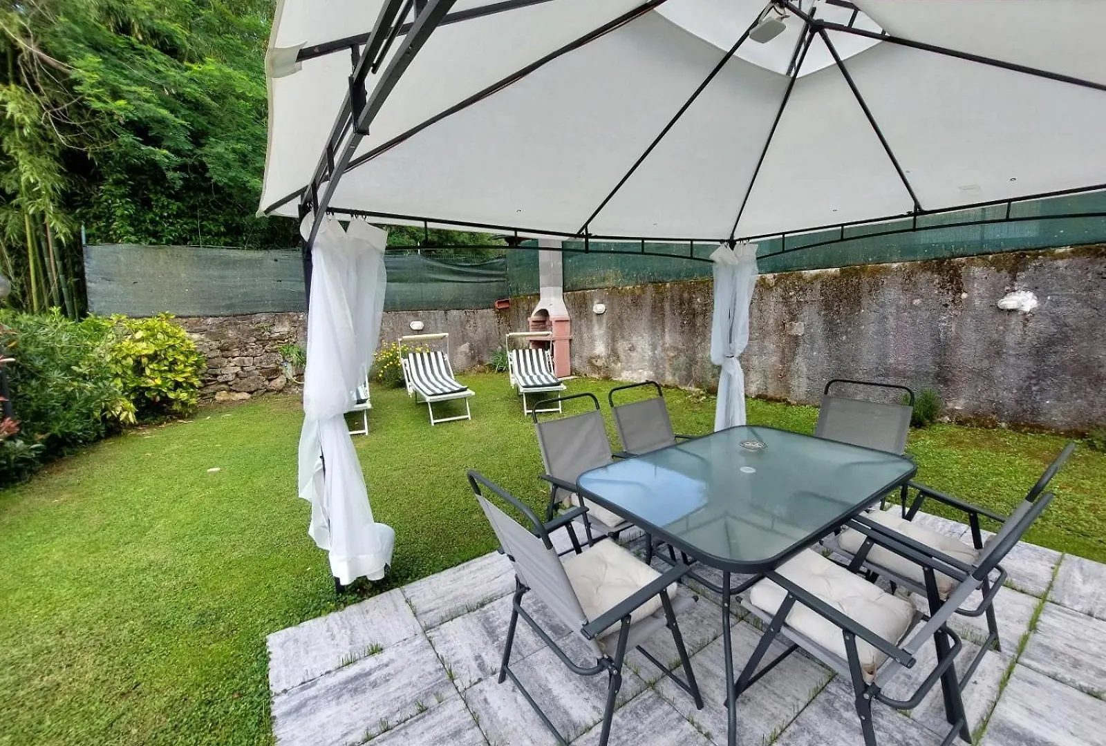 Casa Bianca Villa Pietrasanta Italy
